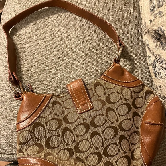 Authentic Coach Purse ๐ with Monogrammed Lining - Picture 2 of 4